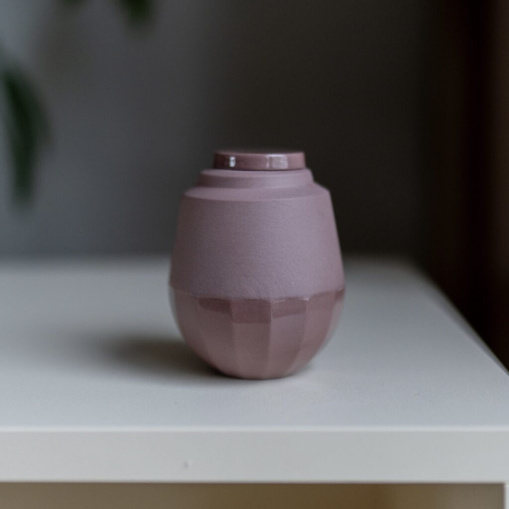 Mini-urn-kleine-urn-Naos-gedenkplek