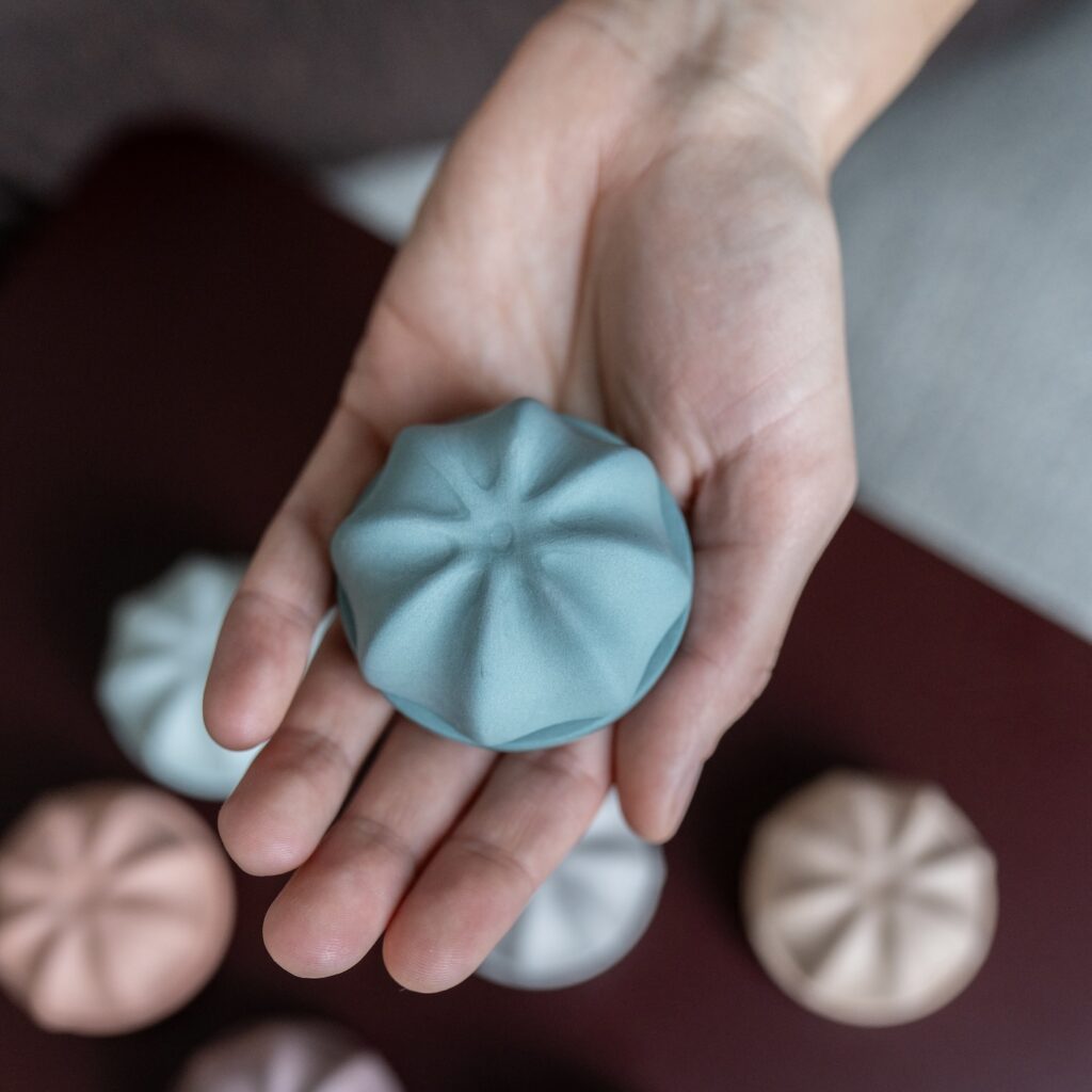 Knuffelsteentje-knuffelsteen-Mizar-Knuffelkei-troostgeschenk-troostproduct