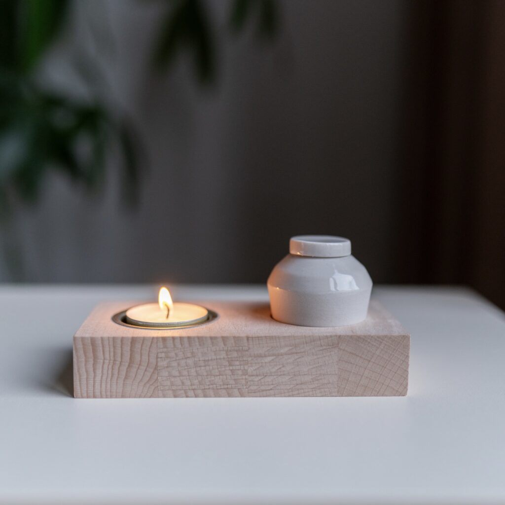 miniurn-kleinurntje-kinderurn-elara-zandkleur