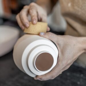 handgemaakt-kleine-urnen-nijmegen-studiosterrenstoff-afwerken
